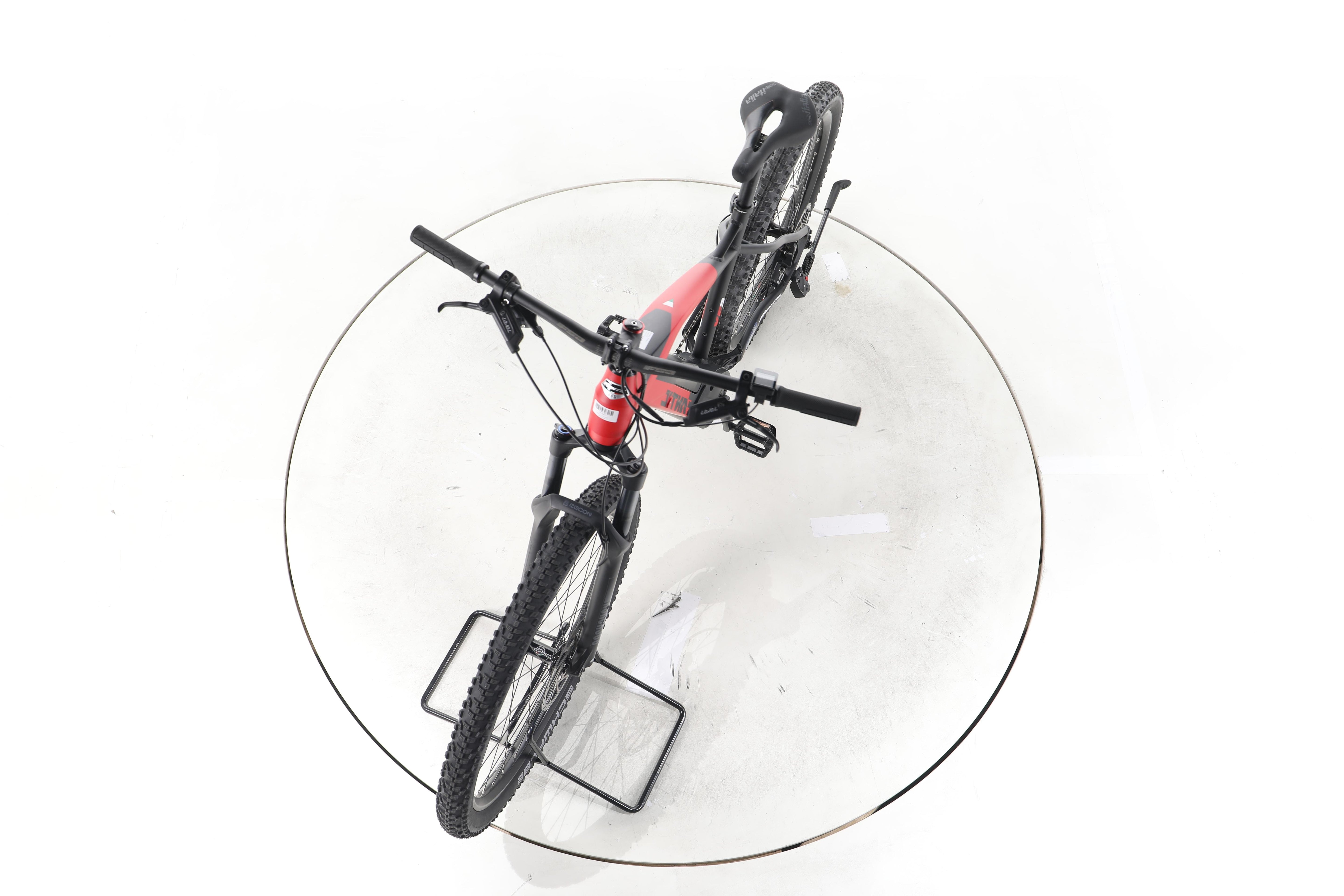 Fantic XF2 E-Bike - Image 17