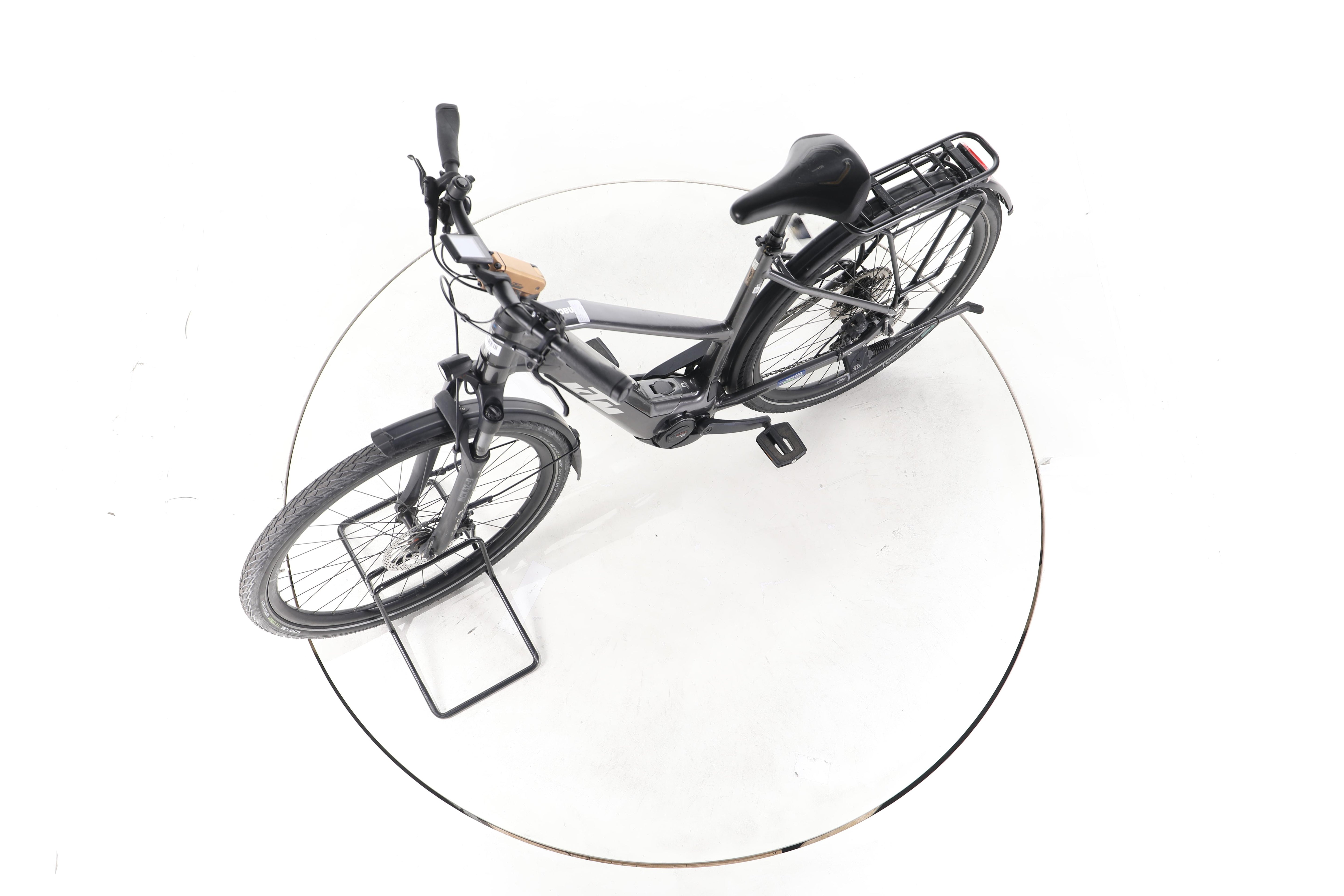 KTM Macina Style 740 Trekking E-Bike - Image 18