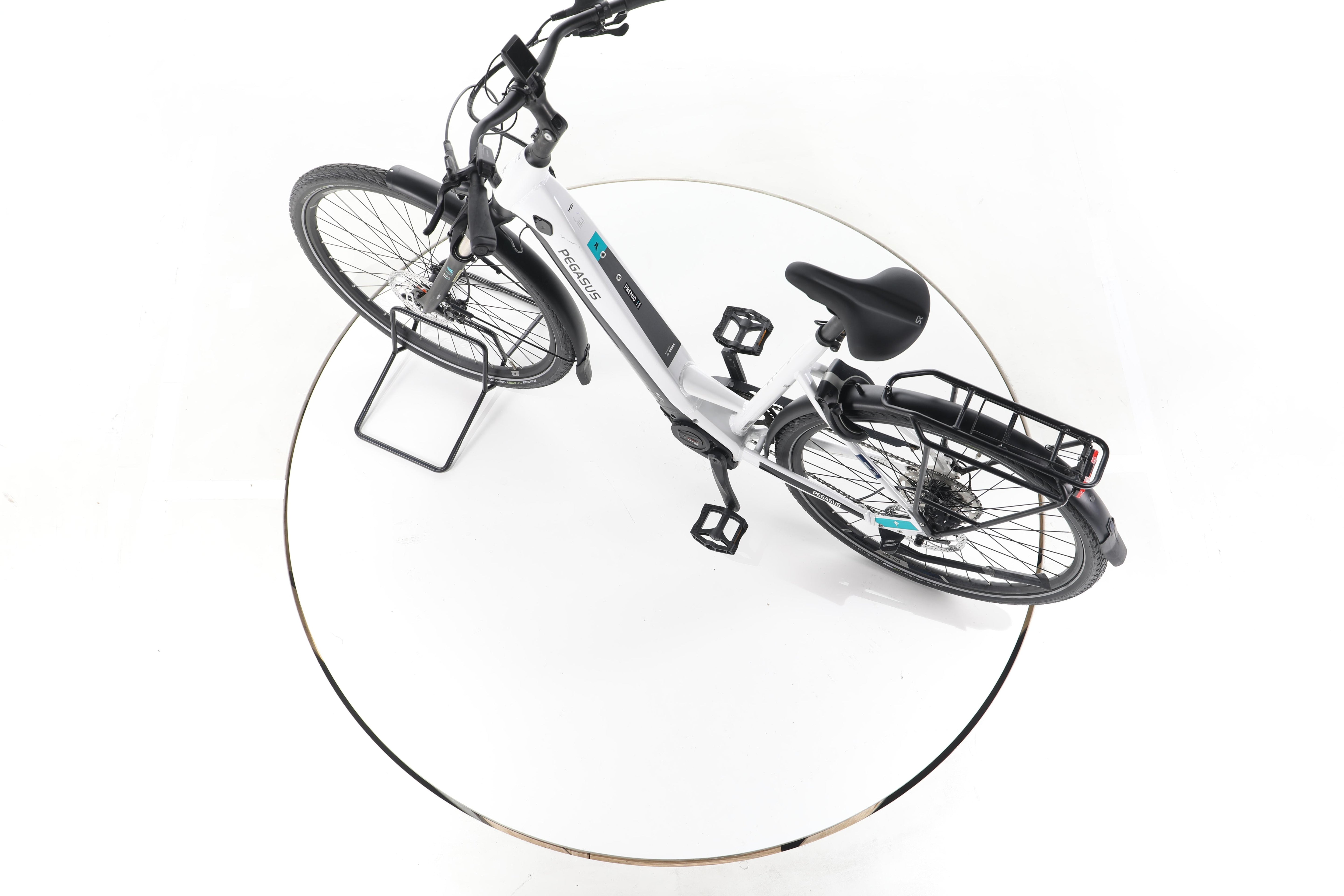 Pegasus Premio EVO 10 Lite Trekking E-Bike Tiefeinsteiger - Image 20