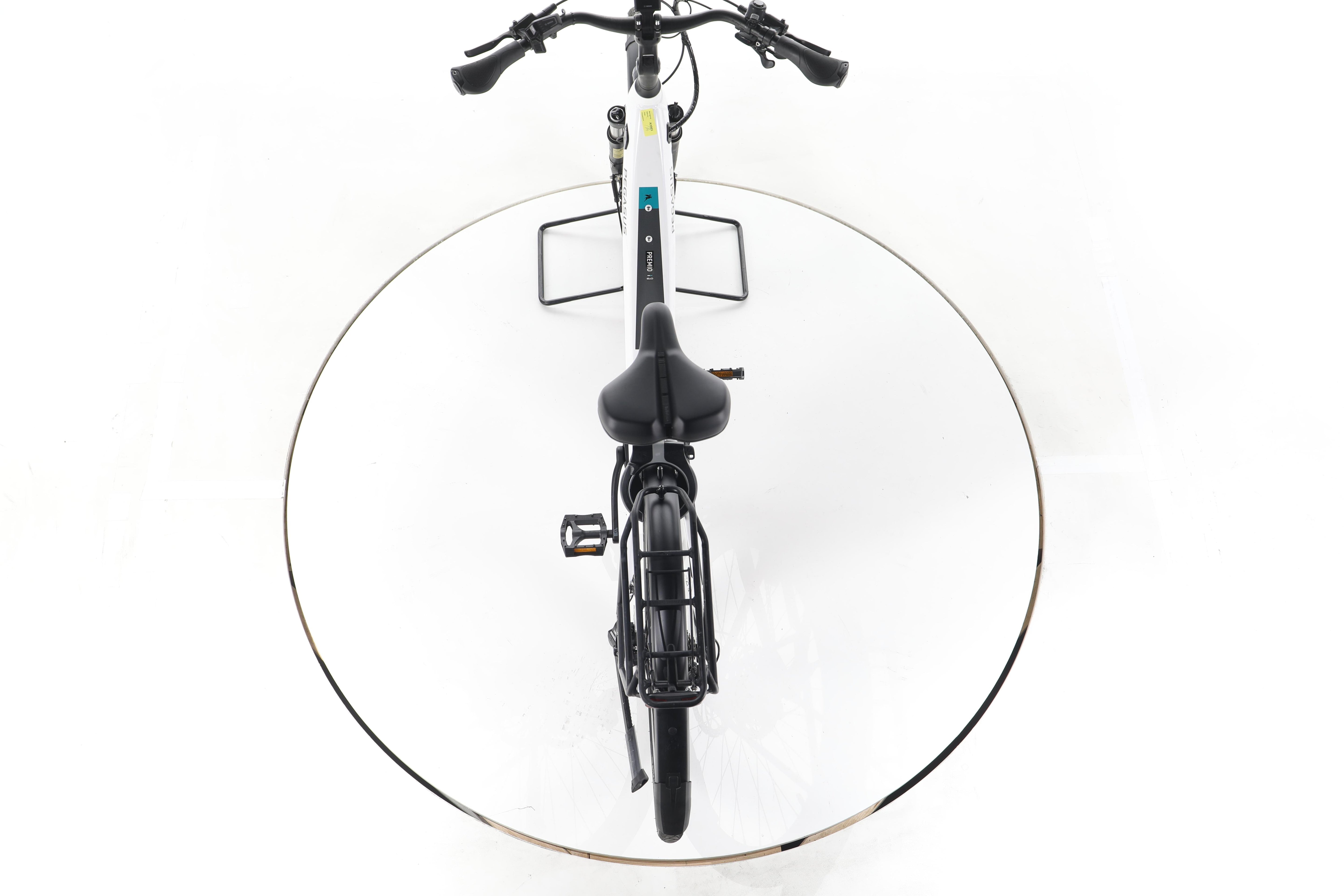Pegasus Premio EVO 10 Lite Trekking E-Bike Tiefeinsteiger - Image 22