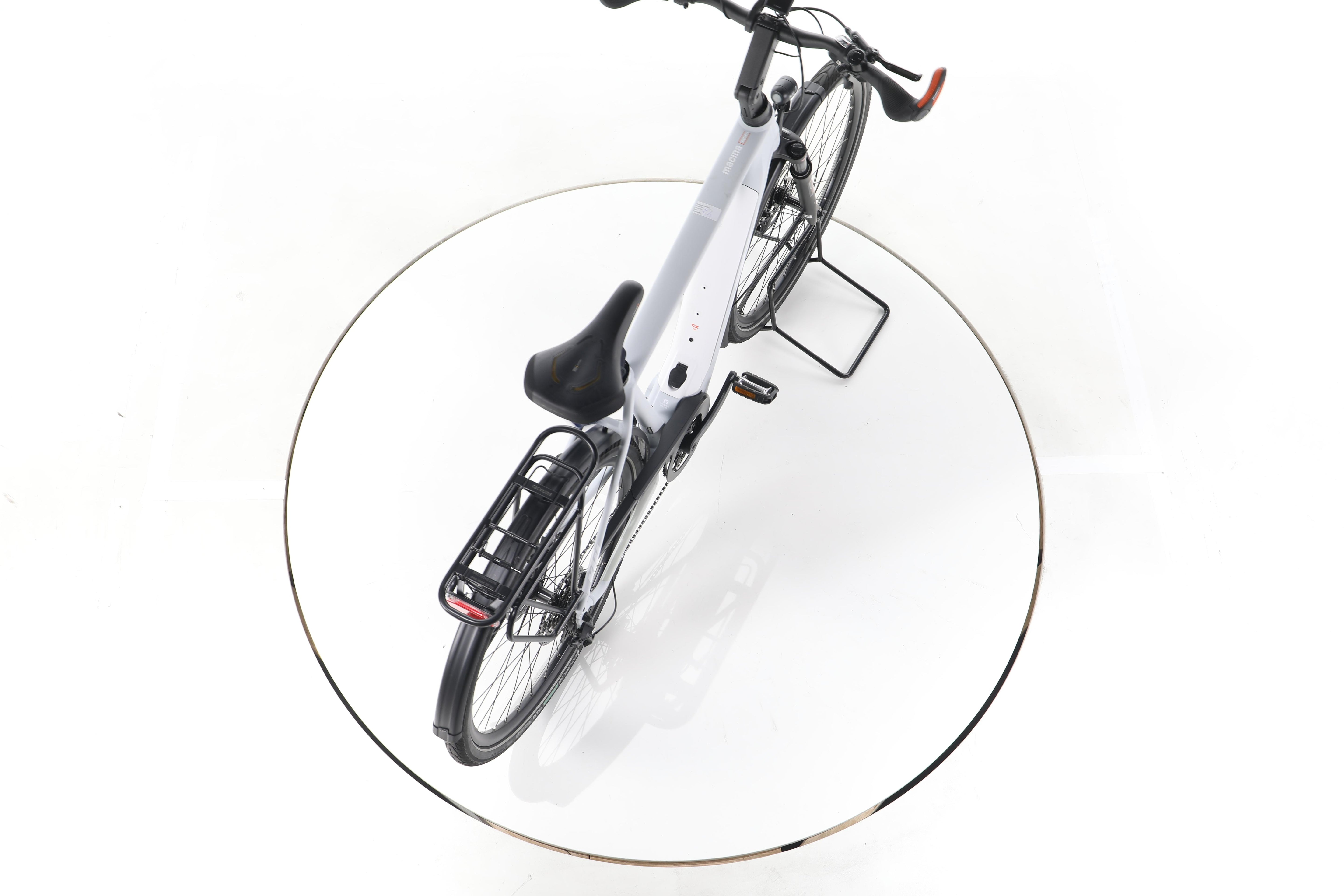 KTM Macina Style Pro Trekking E-Bike - Image 23