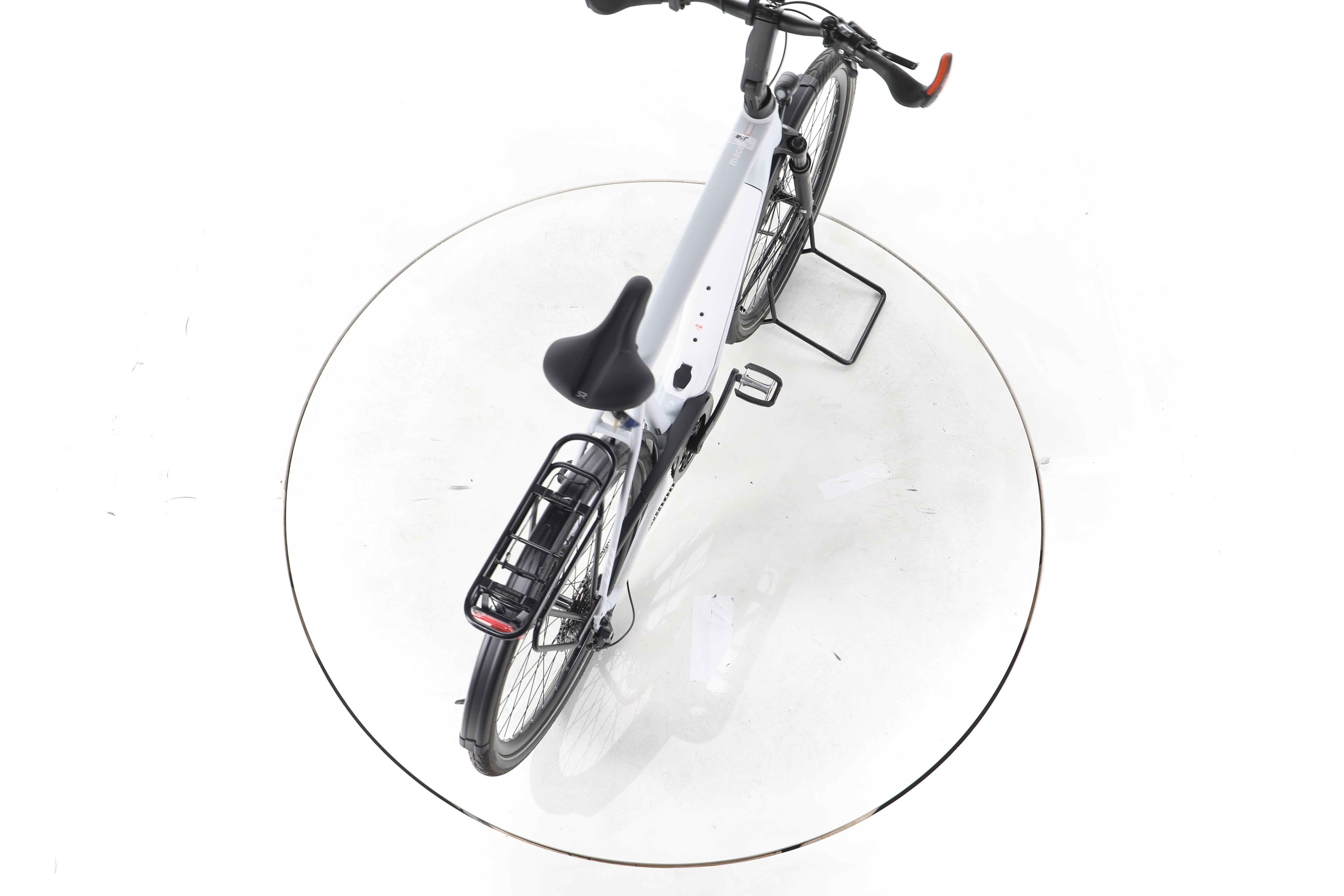 KTM Macina Style Pro Trekking E-Bike - Image 23