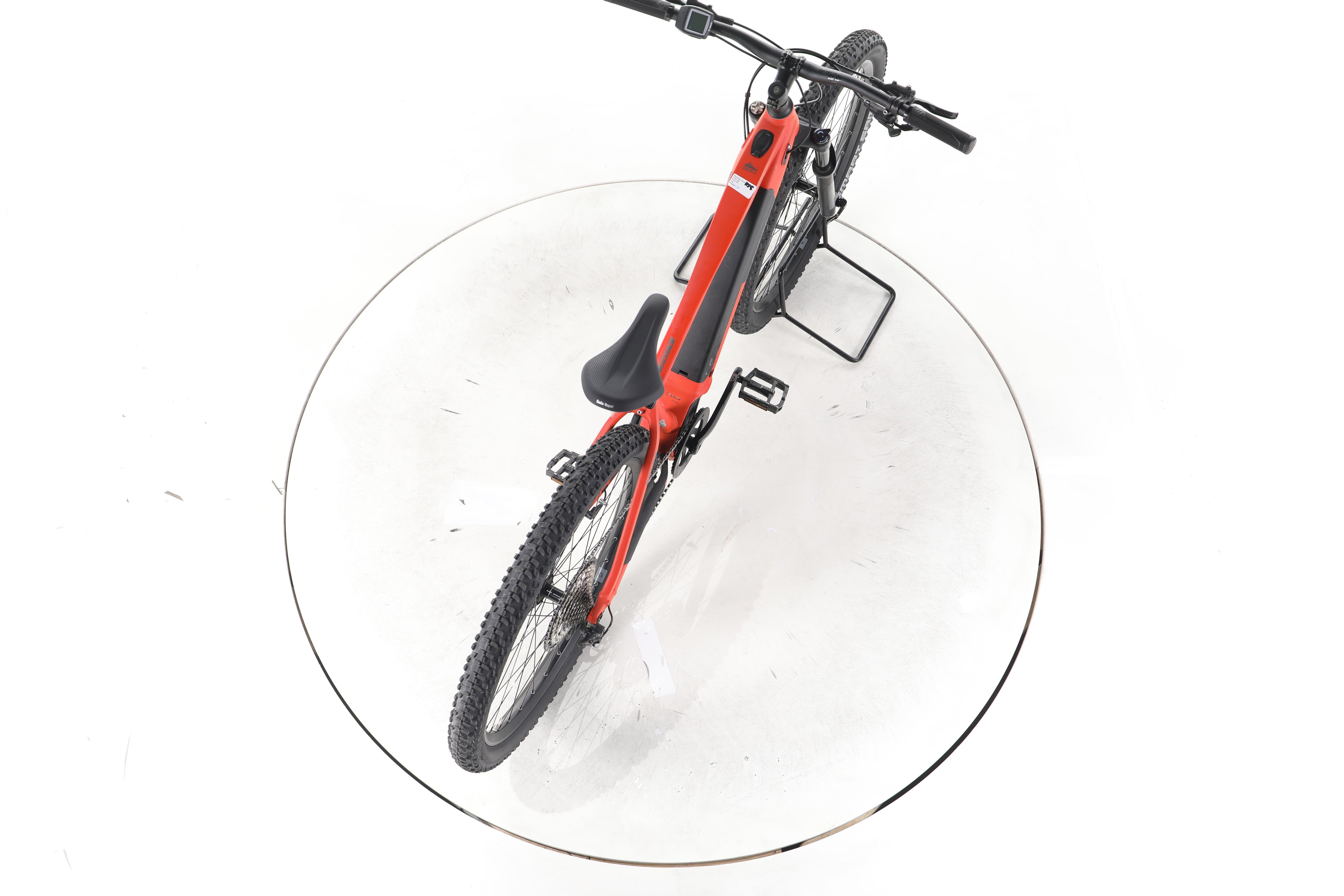 Carver Strict E.440 E-Bike - Image 23