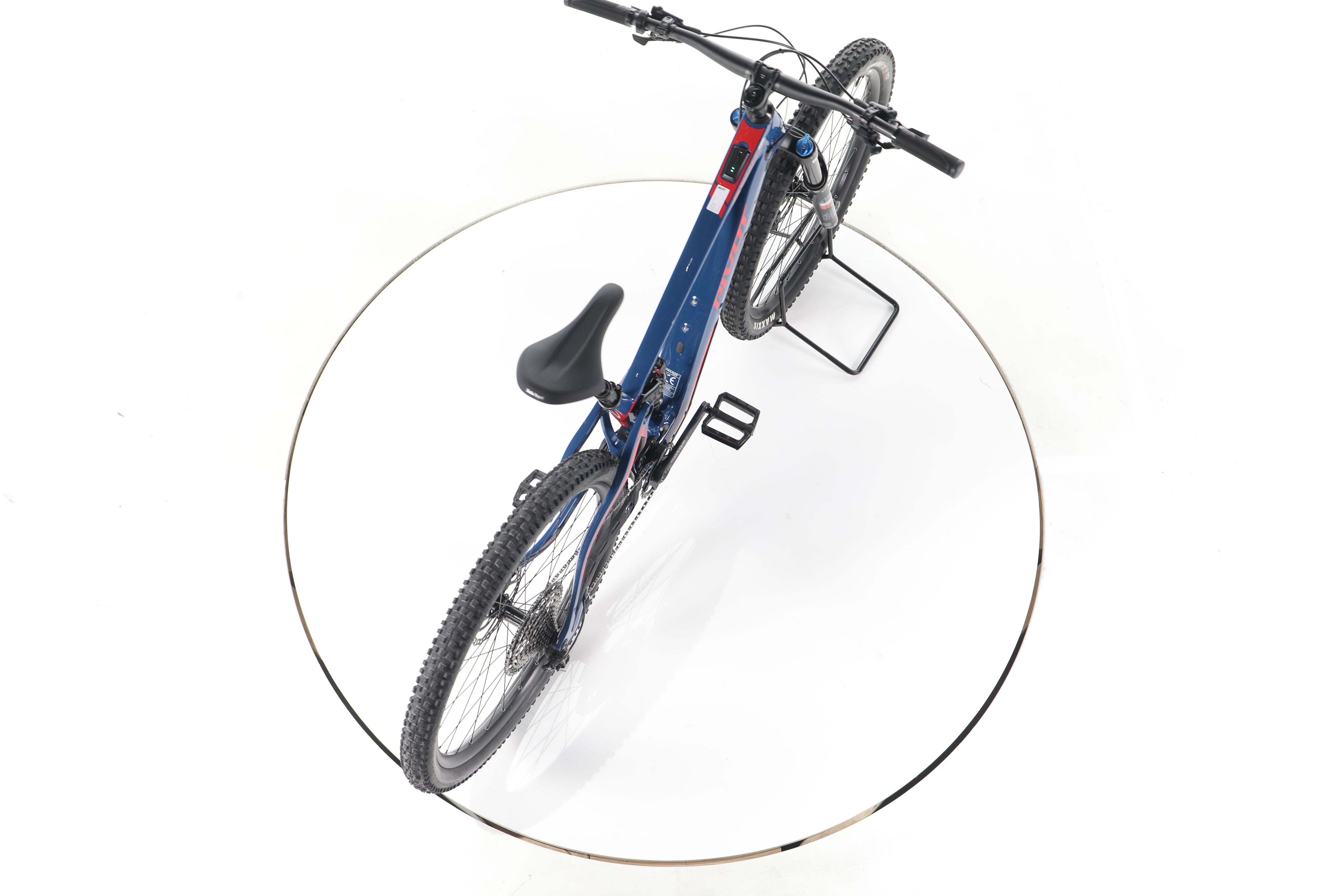Pivot Cycles Shuttle SL Ride SLX/XT E-Bike Fully Carbon - Image 23