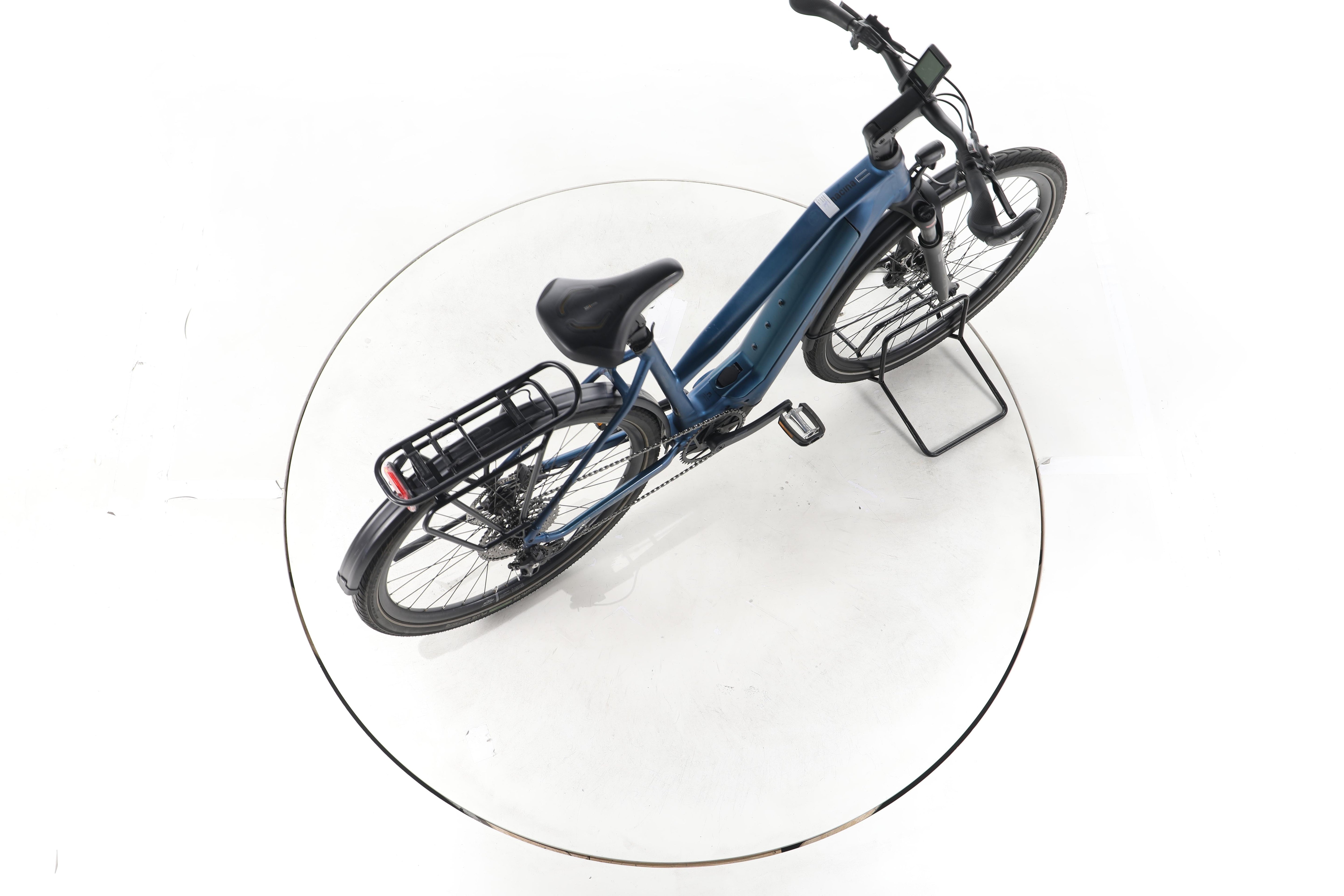 KTM Macina Style 730 Trekking E-Bike - Image 24