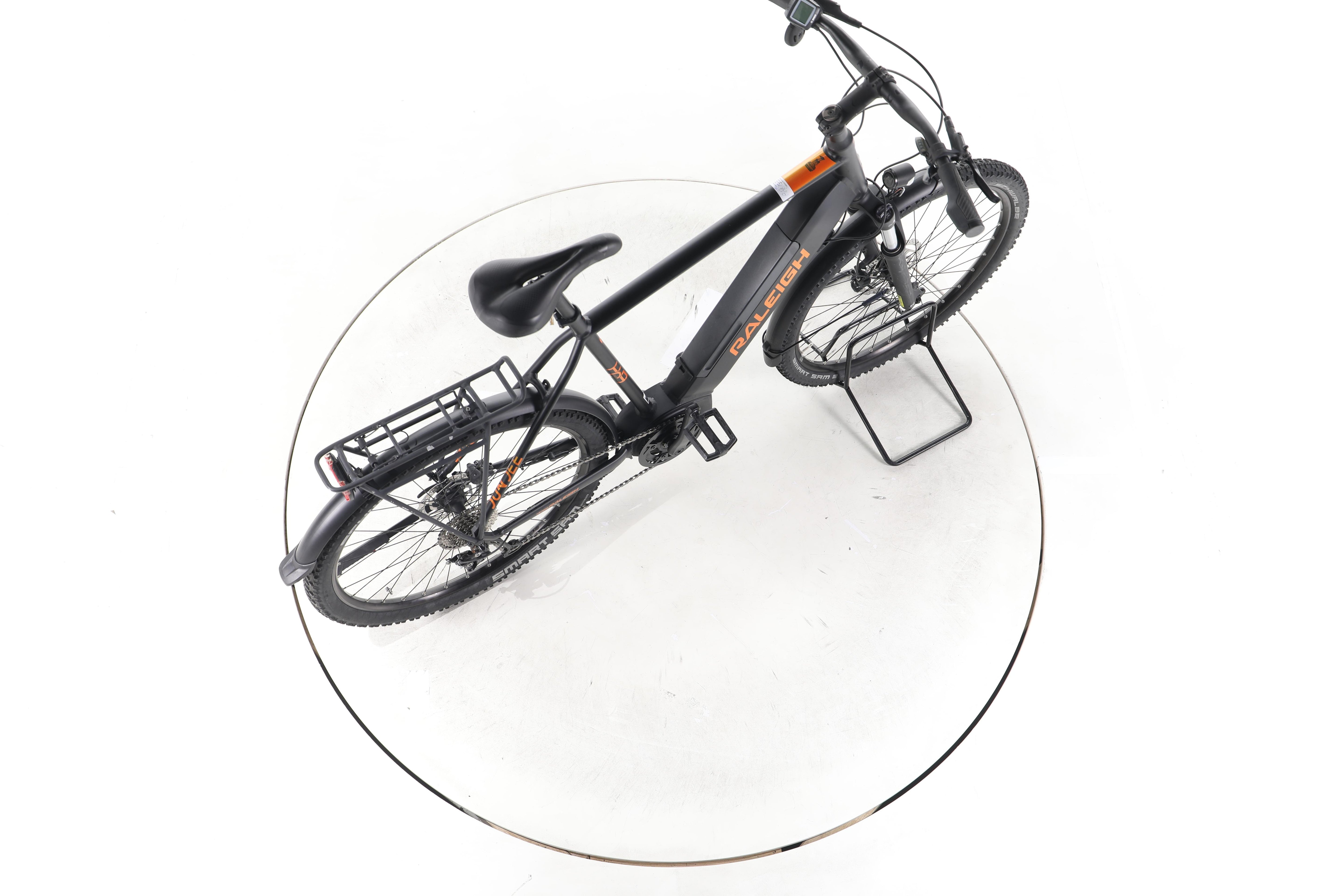 Raleigh DUNDEE LTD Trekking E-Bike - Image 24