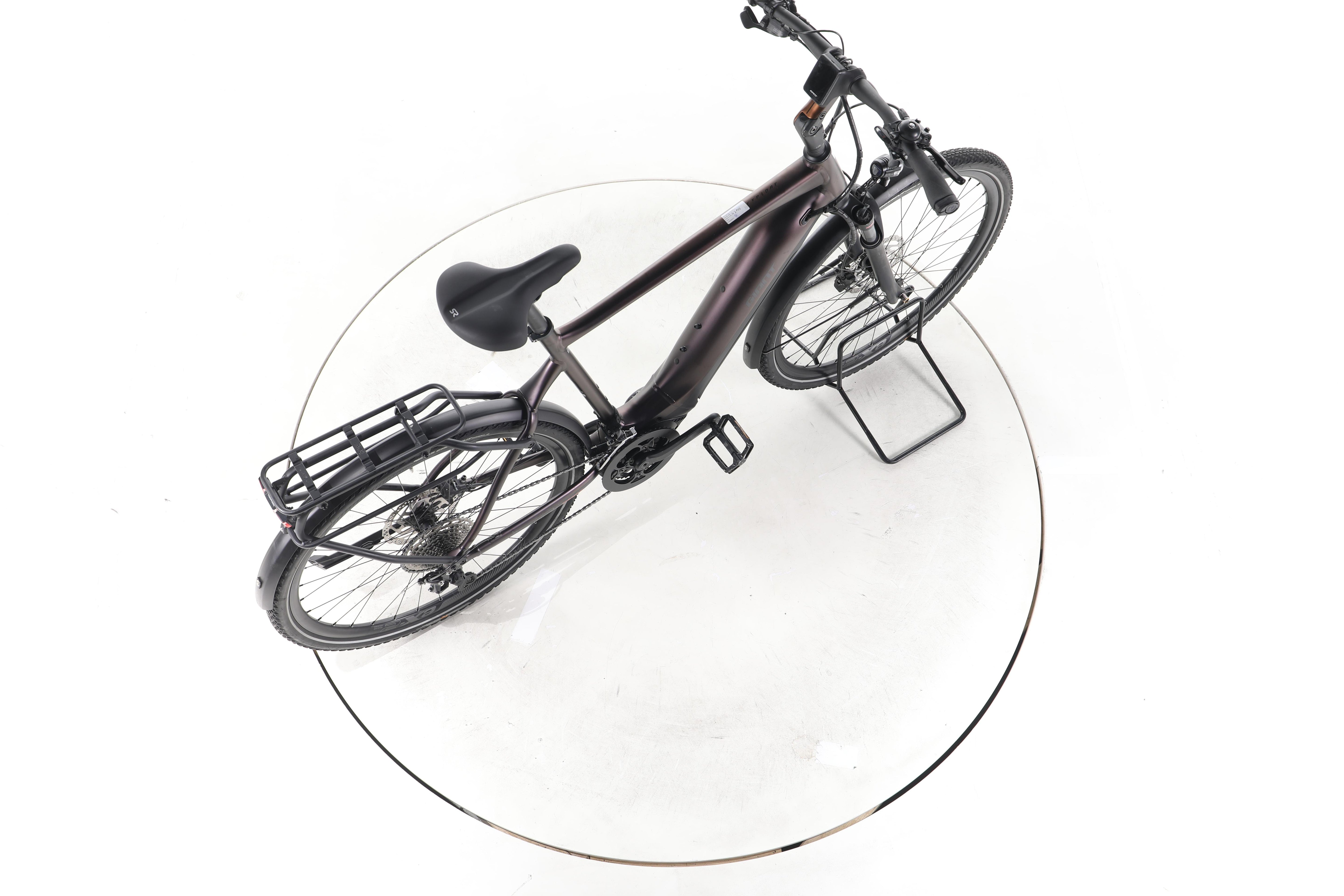 Giant Explore E+ Pro 1 Trekking E-Bike - Image 24