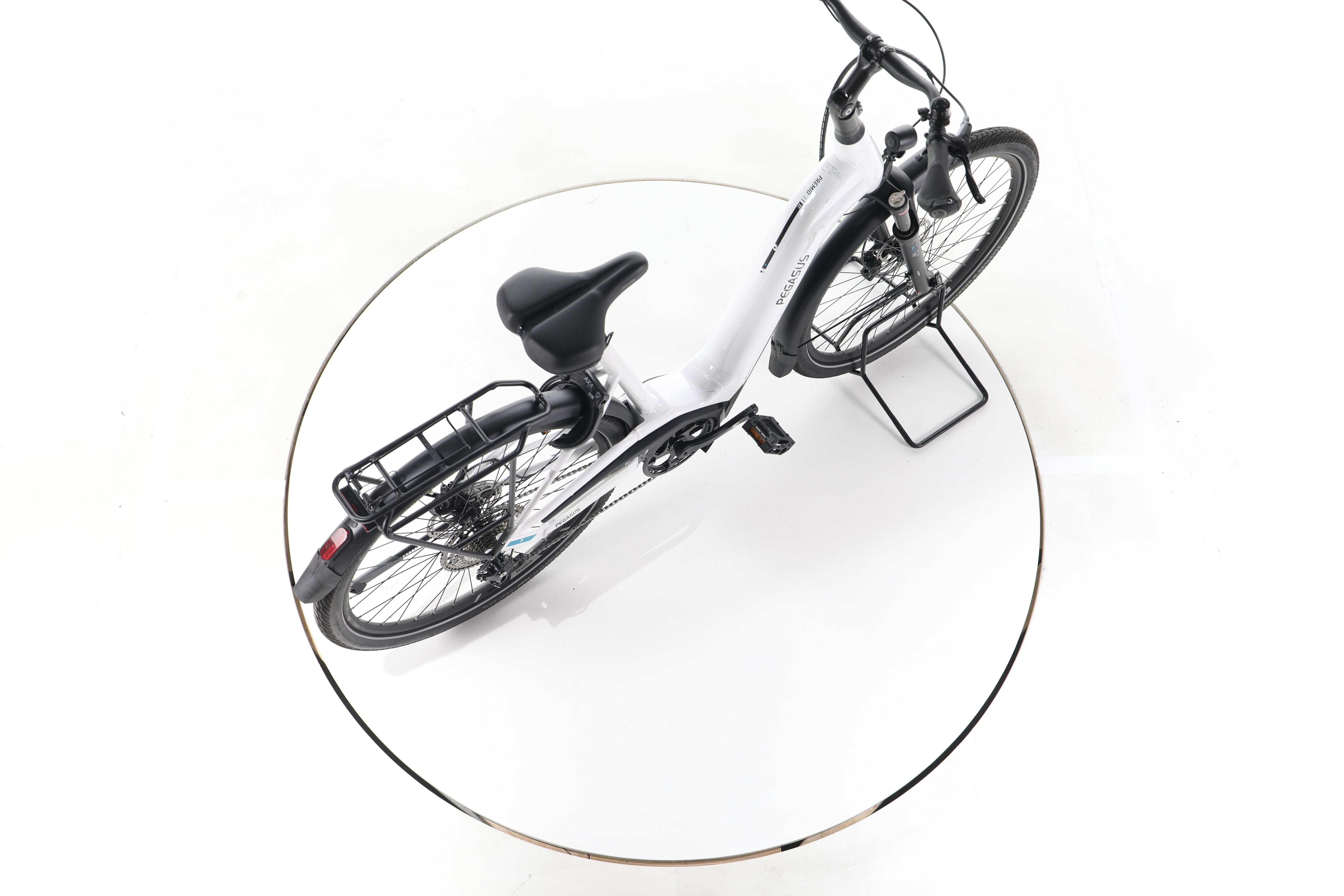 Pegasus Premio EVO 11 Trekking E-Bike Tiefeinsteiger - Image 24