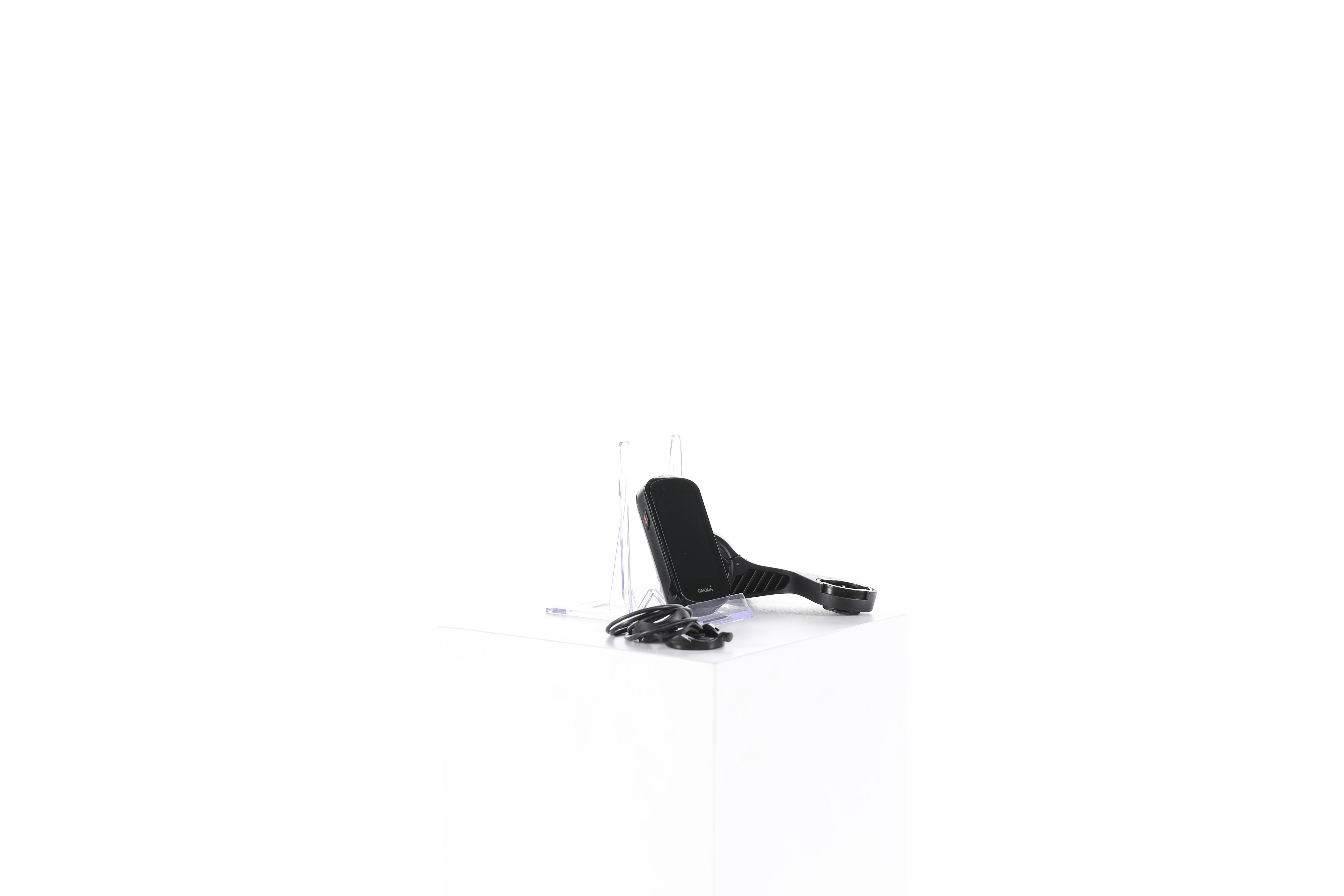 Edge 830
